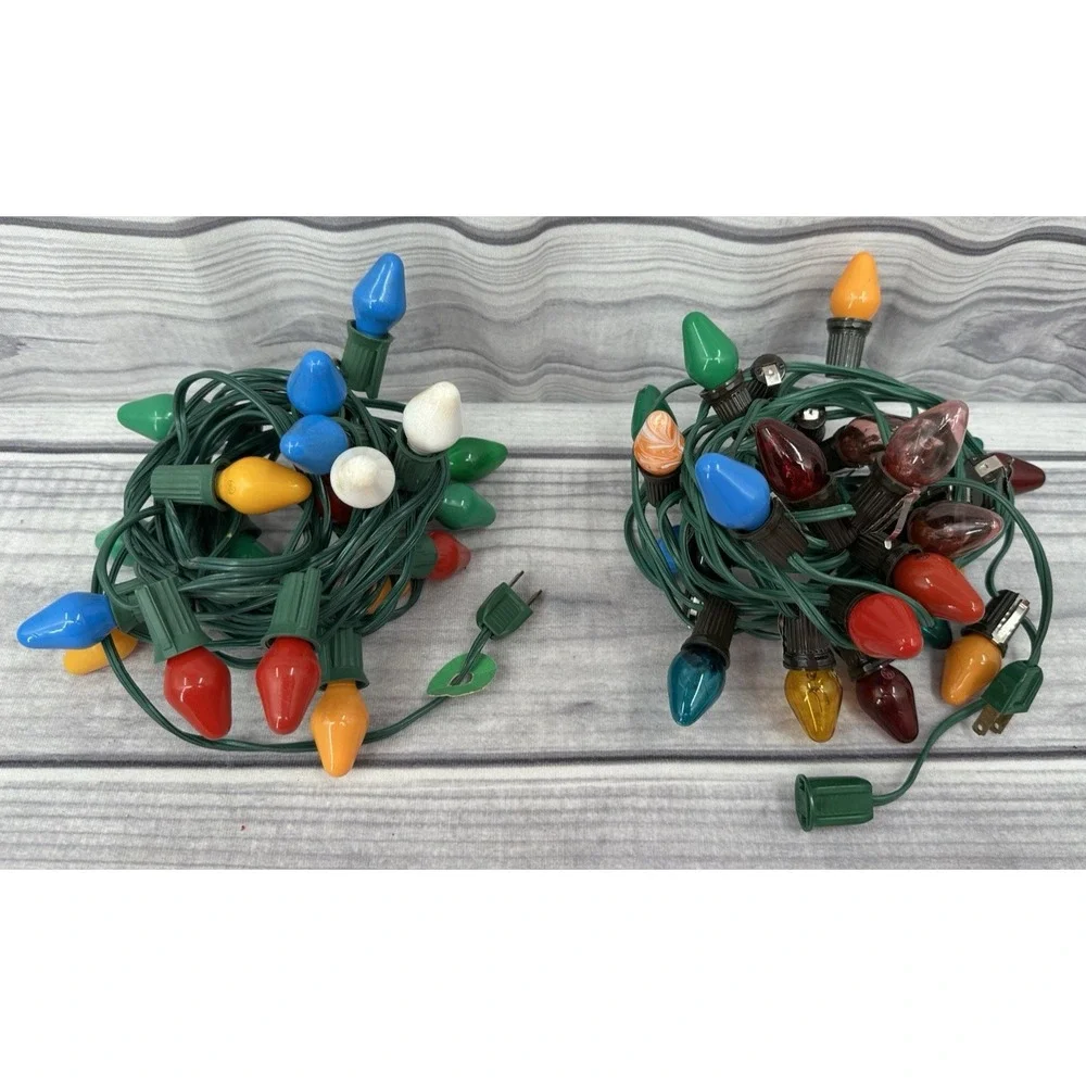 2 STRANDS OF‎ VINTAGE CHISTMAS LIGHTS - BULB LIGHTS  *2